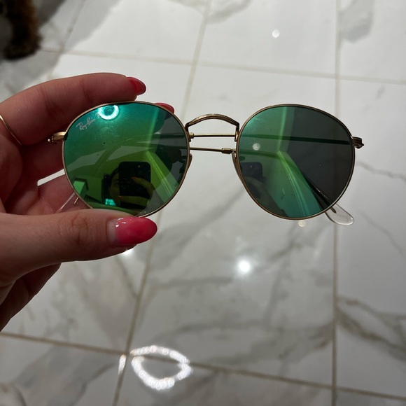 Polarized green round sunglasses - Picture 2 of 4